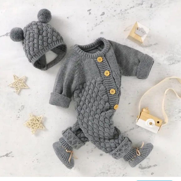 Knitted cute overall unise set - Picture 3 of 3